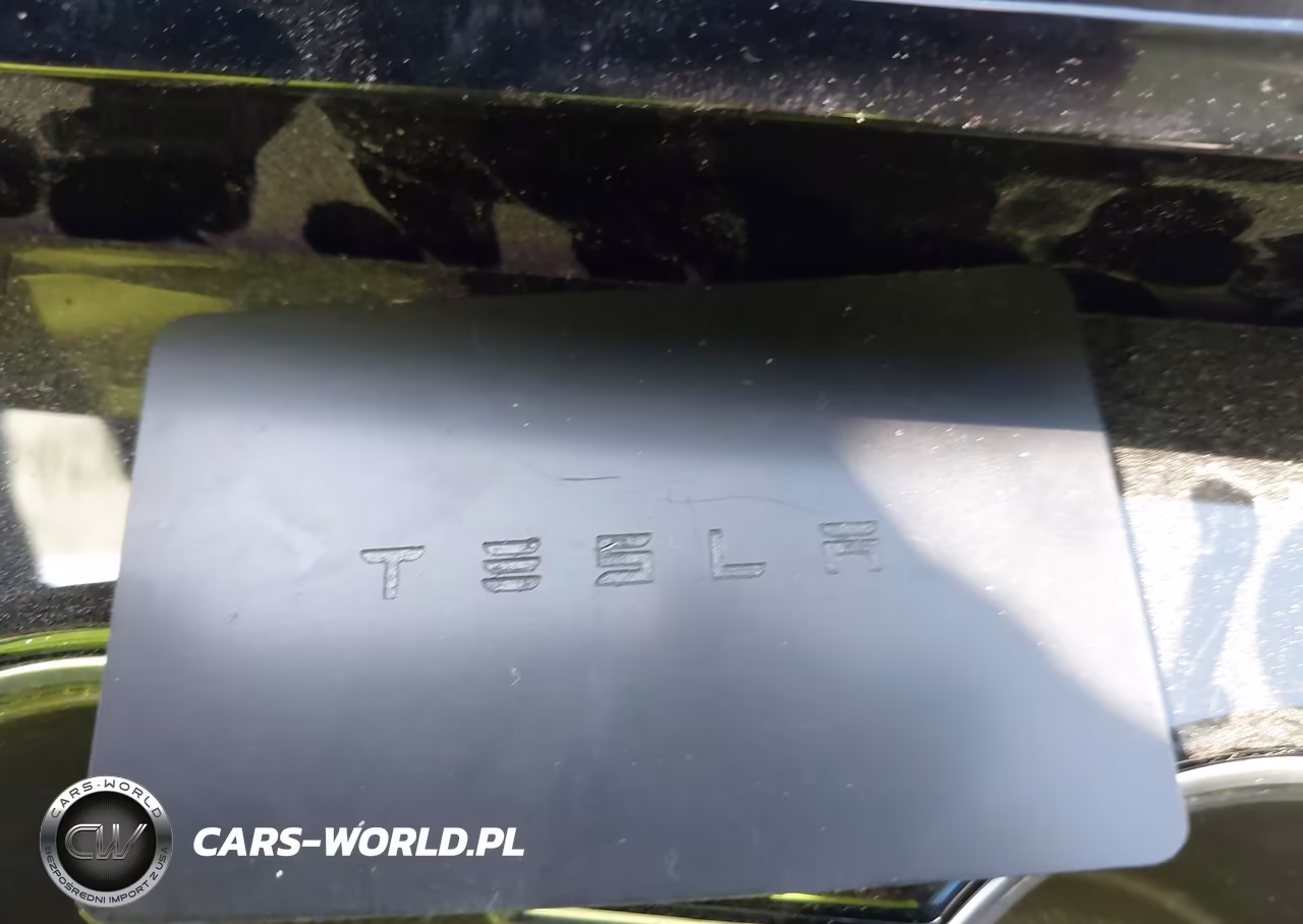 2018 Tesla Model 3 Long Range-Mid Range VIN:5YJ3E1EA1JF156847 - 11