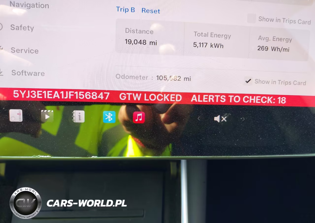 2018 Tesla Model 3 Long Range-Mid Range VIN:5YJ3E1EA1JF156847 - 16