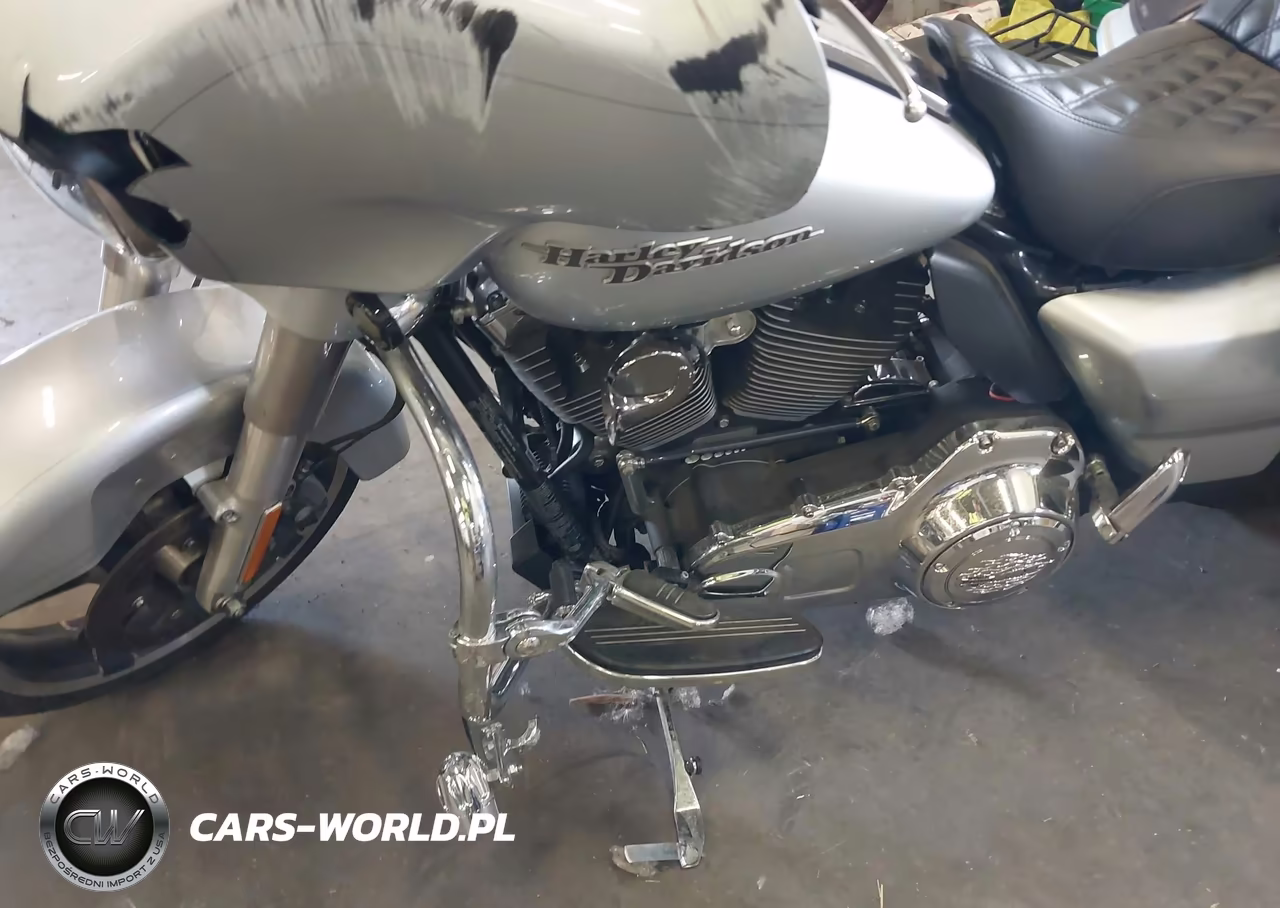 2015 Harley-Davidson Flhxs Street Glide Special VIN:1HD1KRM32FB697738 - 15