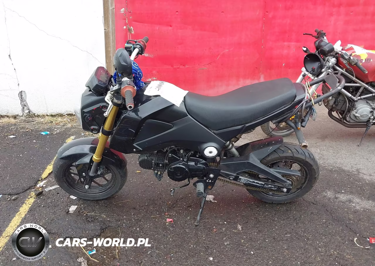 2015 Honda Grom 125 VIN:MLHJC6116F5107102 - 12