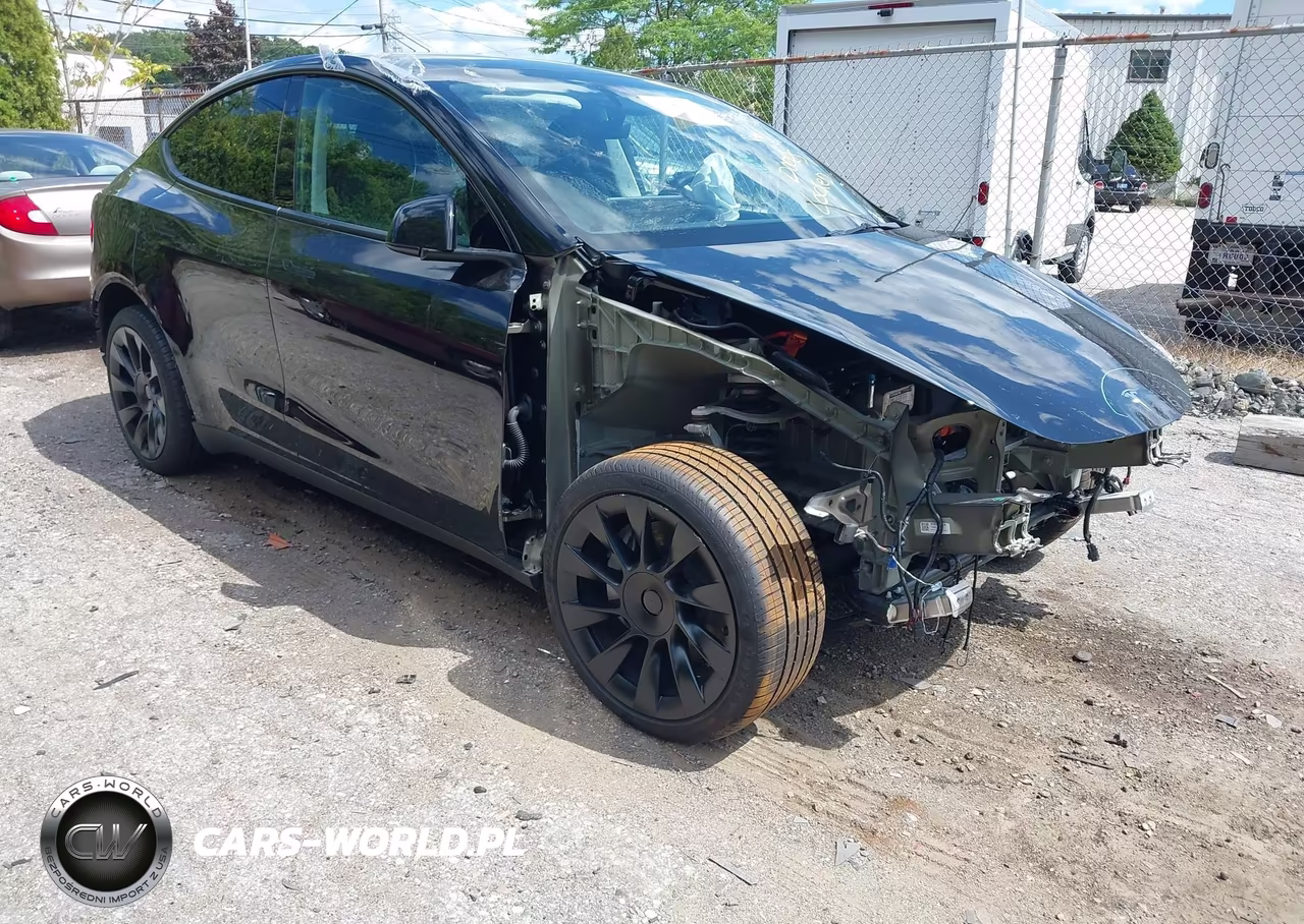 2023 Tesla Model Y Awd-Long Range Dual Motor All-Wheel Drive – zdjęcie 1 z 17