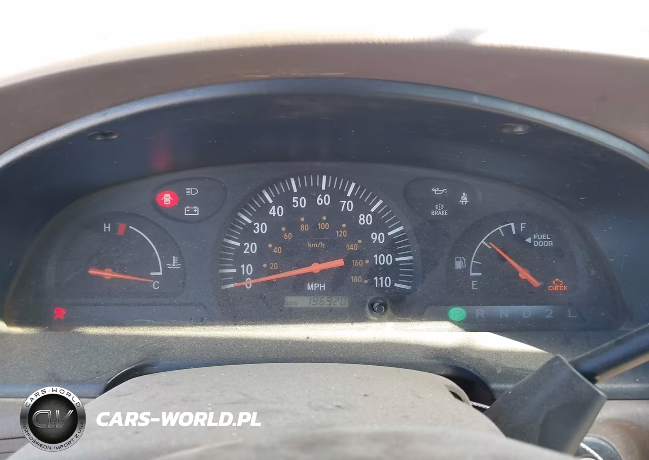 2002 Toyota Tundra VIN:5TBJN32192S318012 - 7