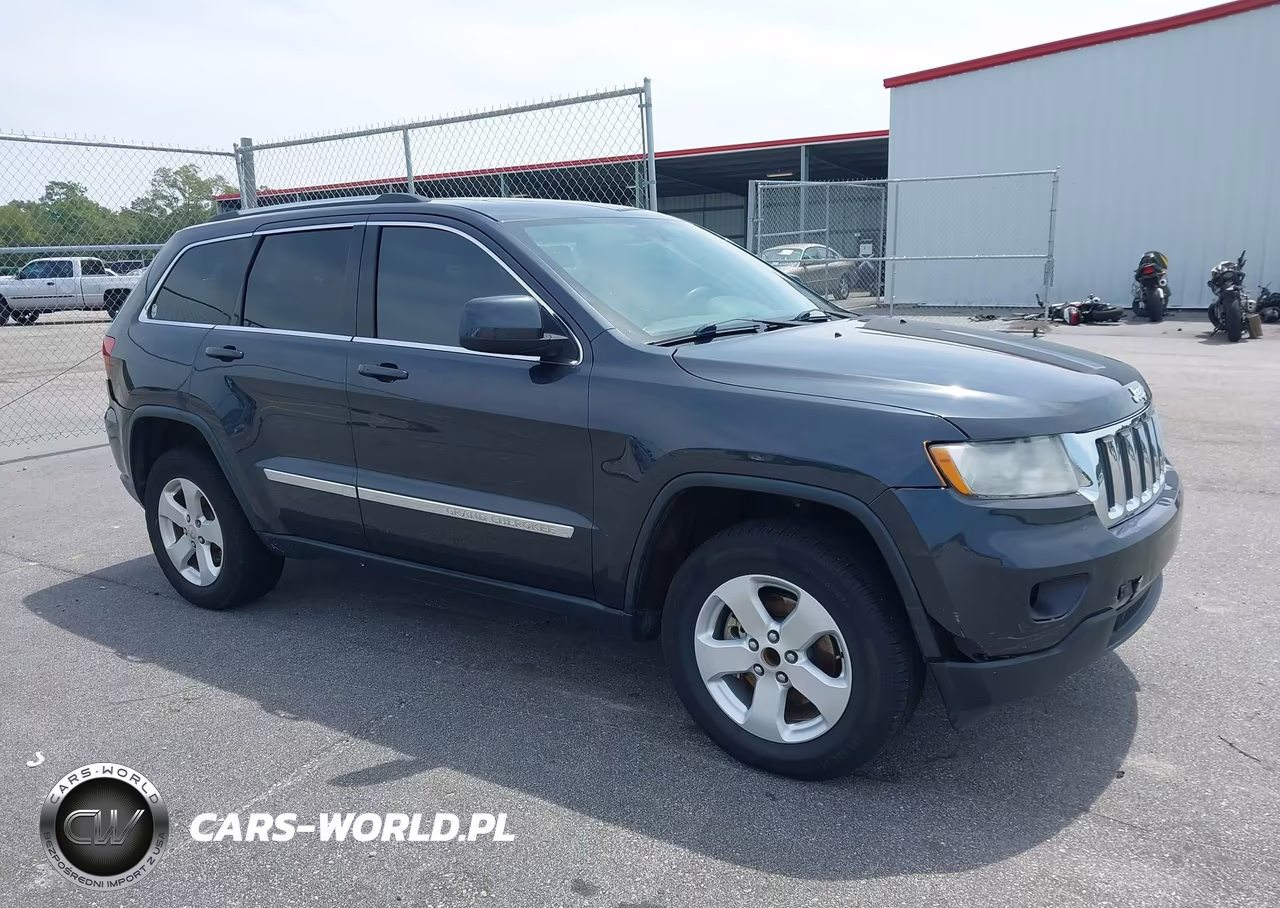 2013 Jeep Grand Cherokee Laredo – zdjęcie 1 z 11