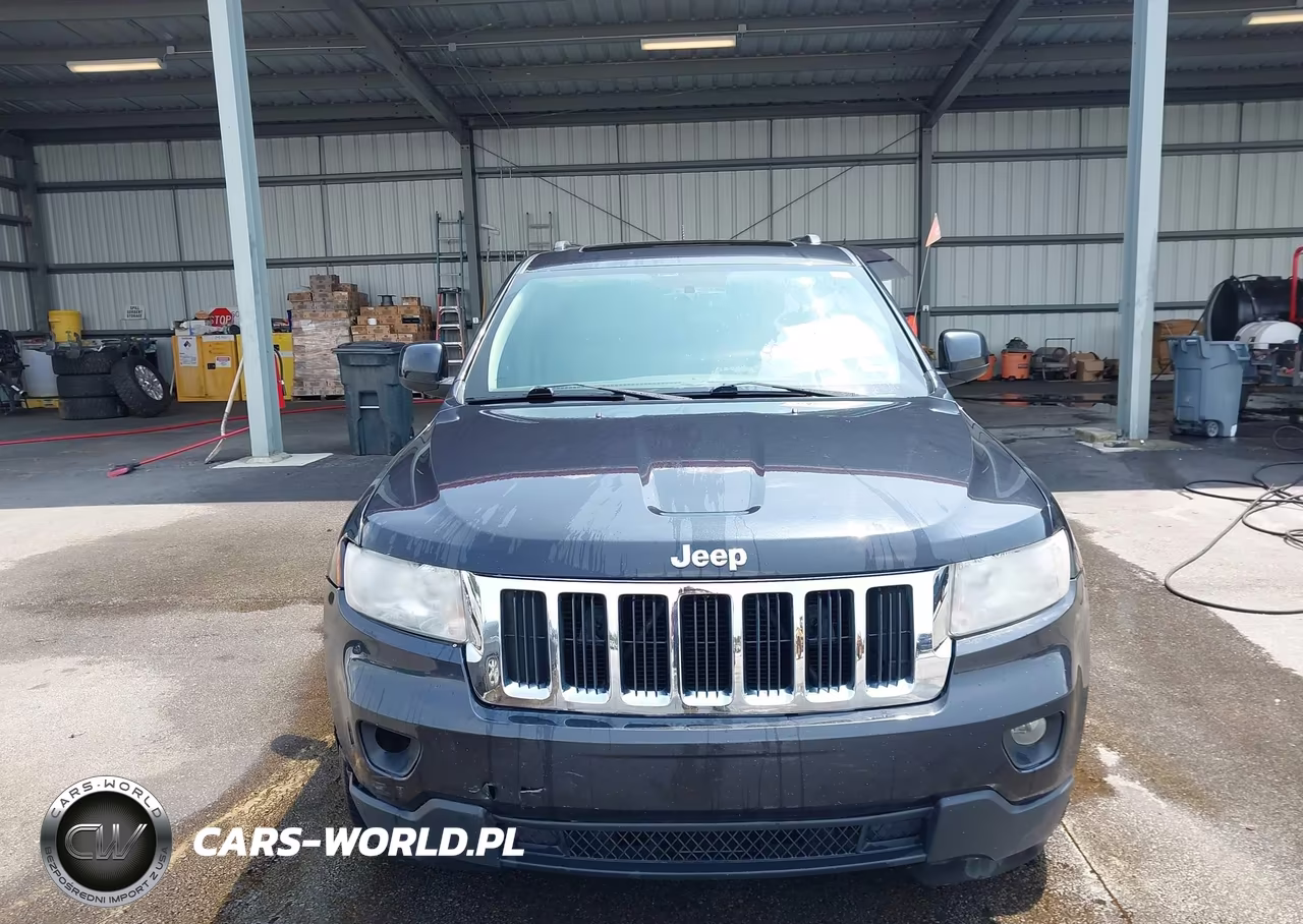 2013 Jeep Grand Cherokee Laredo VIN:1C4RJEAG3DC558359 - 6