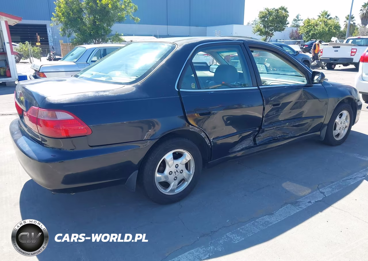 2000 Honda Accord 2.3 Ex VIN:1HGCG5563YA054712 - 4
