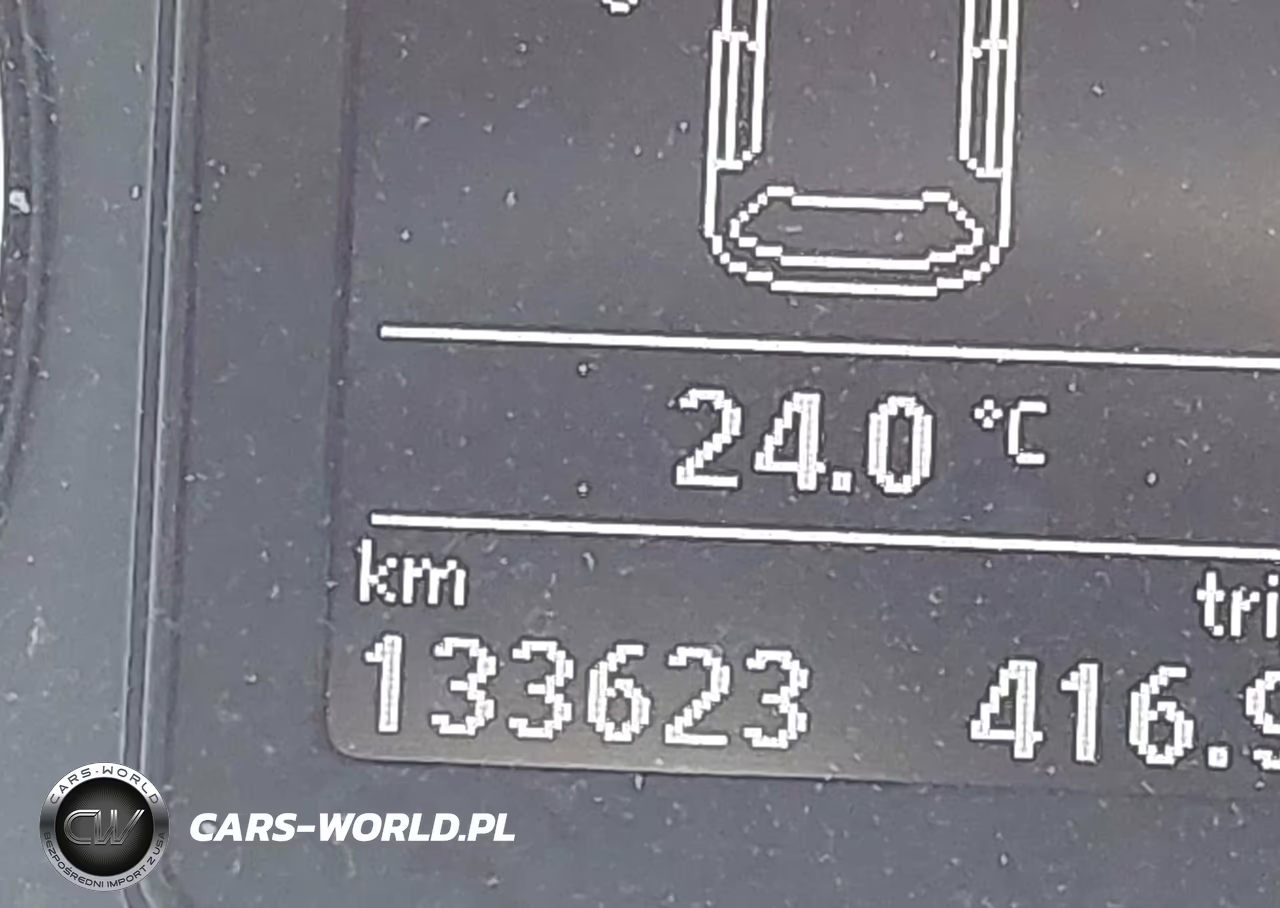 2017 Isuzu Npr Hd Gas Reg VIN:54DC4W1B8HS802568 - 16