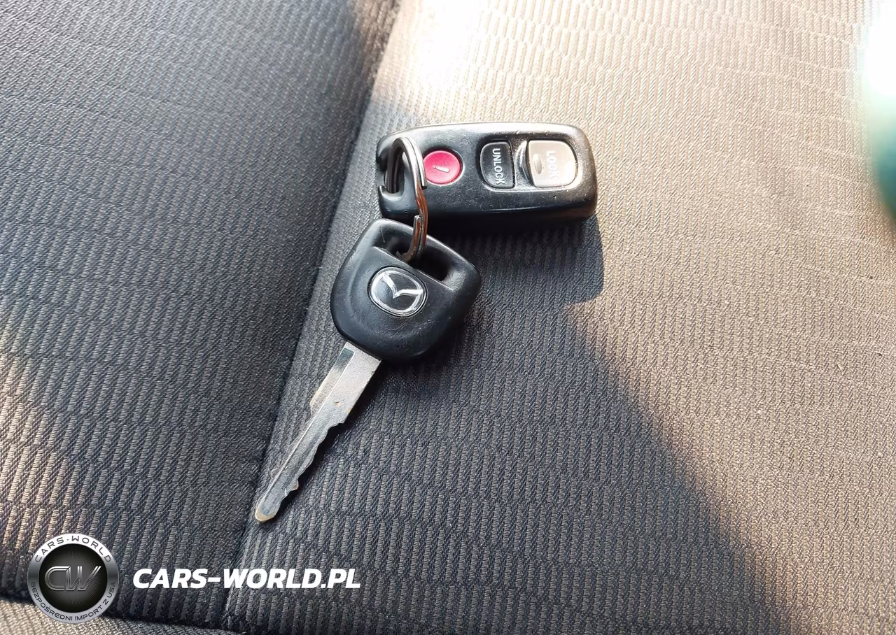 2017 Chevrolet Express Cutaway Work Van VIN:1GB0GRFF9H1335506 - 11