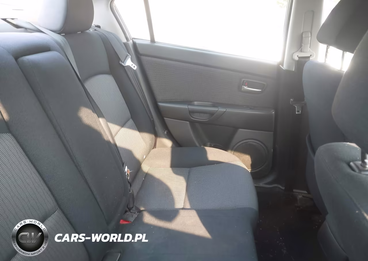 2017 Chevrolet Express Cutaway Work Van VIN:1GB0GRFF9H1335506 - 8