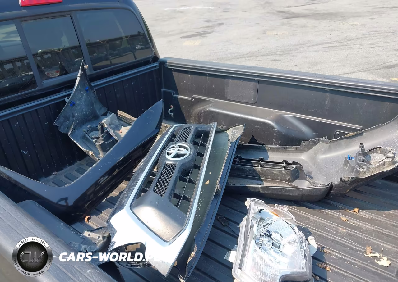 2010 Toyota Tacoma Prerunner V6 VIN:5TETU4GN4AZ736774 - 12