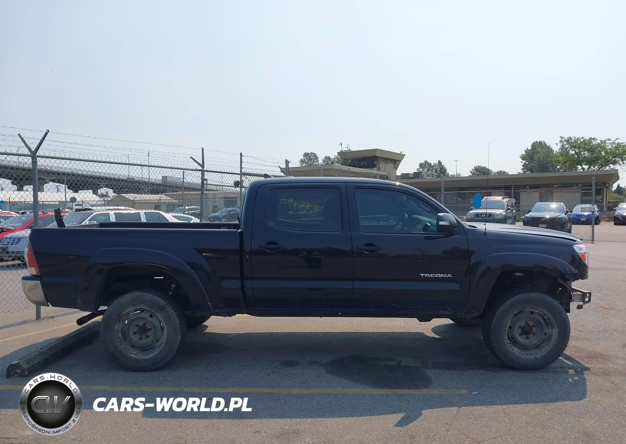 2010 Toyota Tacoma Prerunner V6 VIN:5TETU4GN4AZ736774 - 14