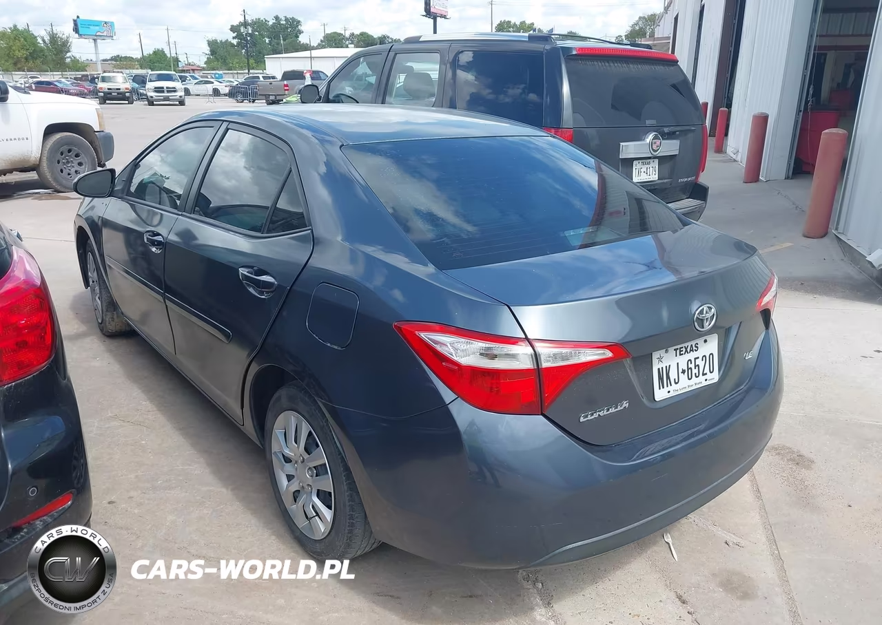 2016 Toyota Corolla Le VIN:5YFBURHE9GP546815 - 3
