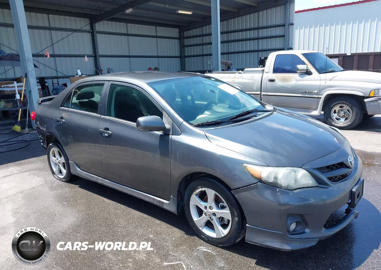2013 Toyota Corolla S-Le