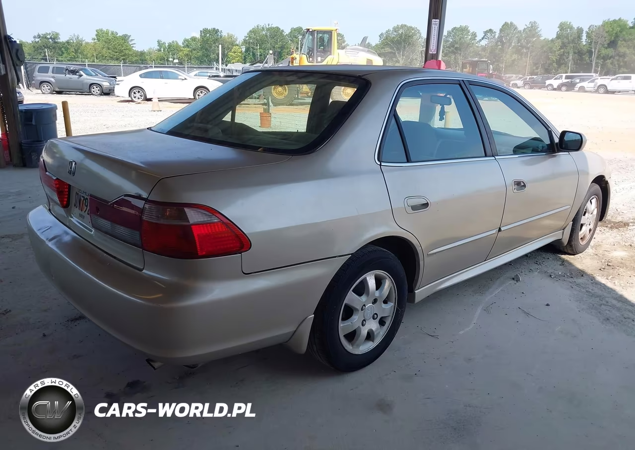 2002 Honda Accord 2.3 Ex VIN:JHMCG56662C006483 - 4