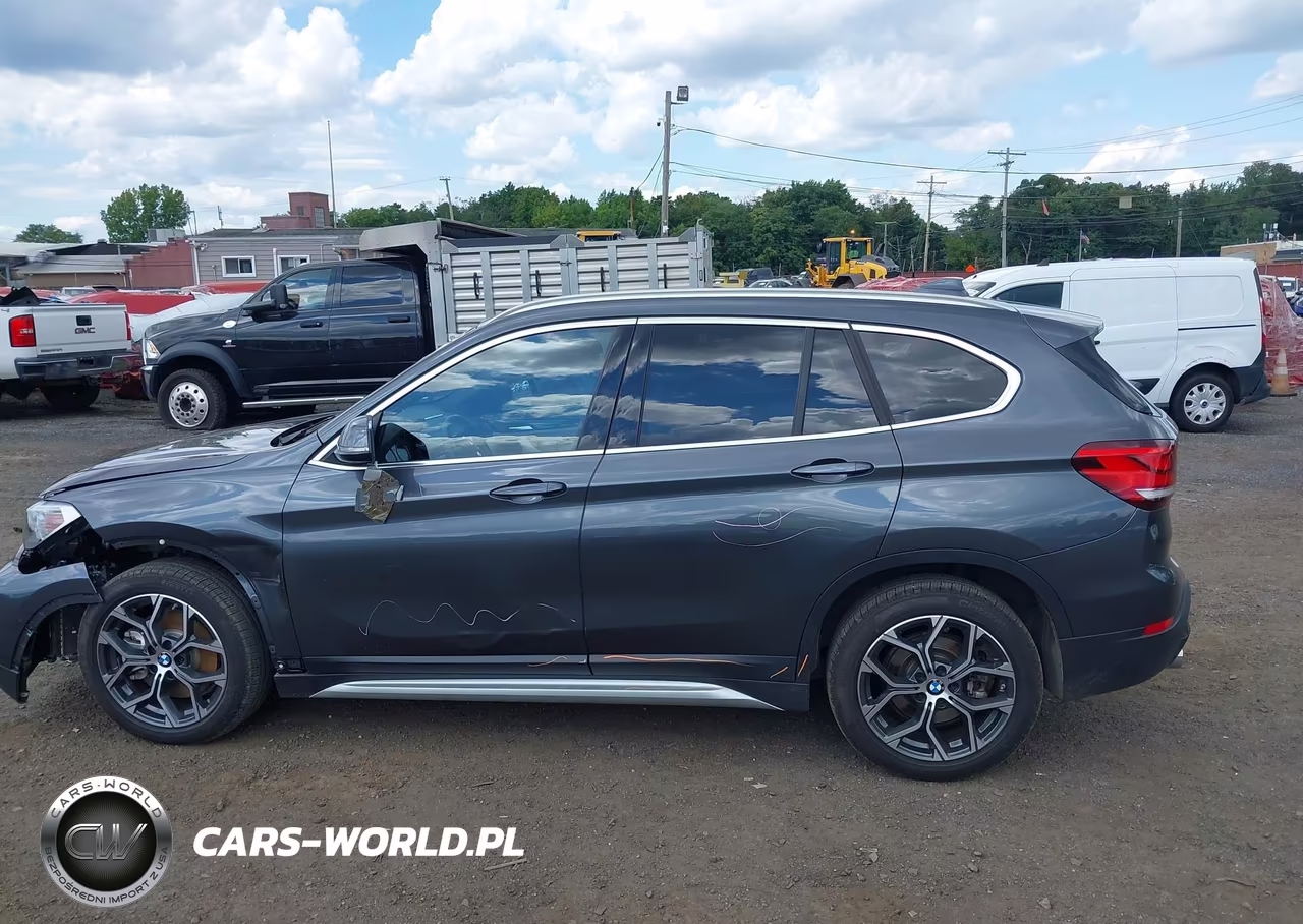 2021 BMW X1 xDrive28I VIN:WBXJG9C08M3M75306 - 14