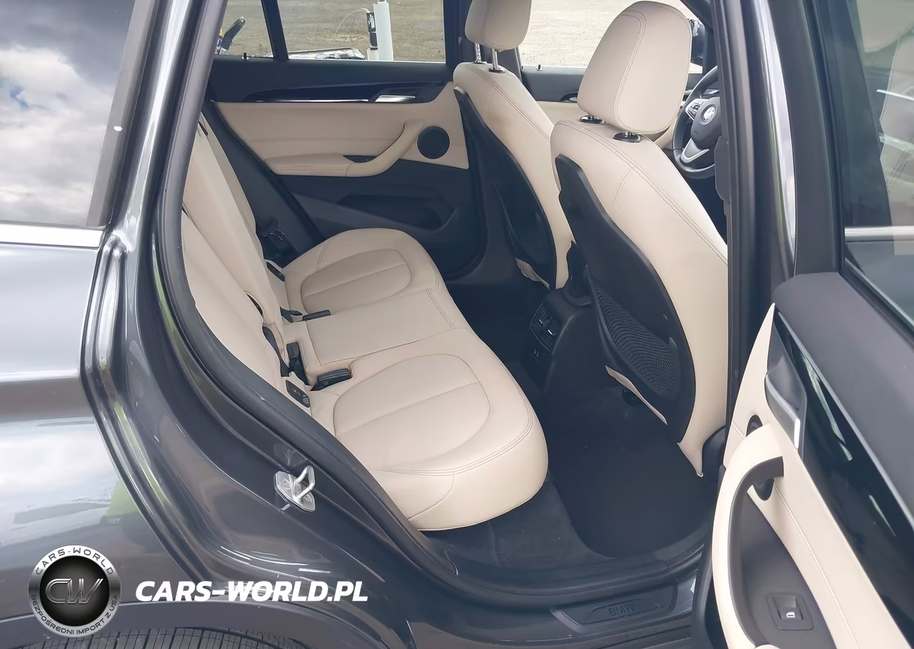 2021 BMW X1 xDrive28I VIN:WBXJG9C08M3M75306 - 8