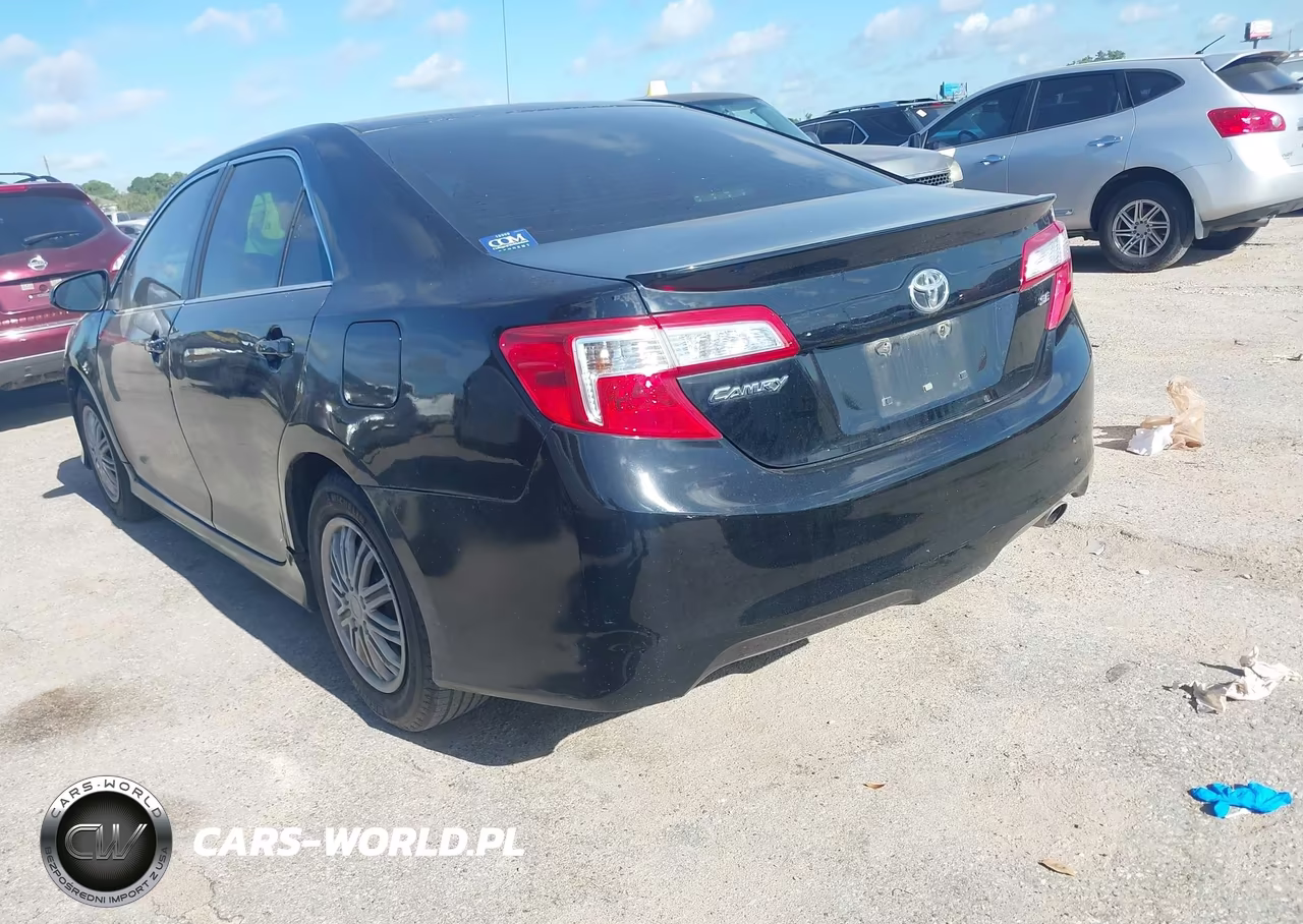 2013 Toyota Camry Se VIN:4T1BF1FKXDU238647 - 3