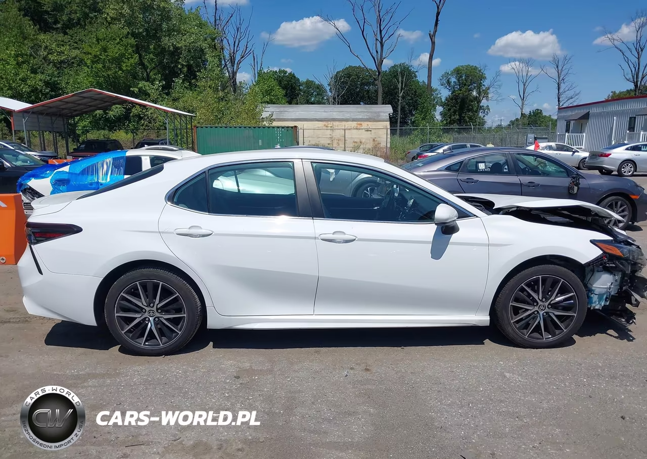 2021 Toyota Camry Se VIN:4T1G11AKXMU525661 - 13