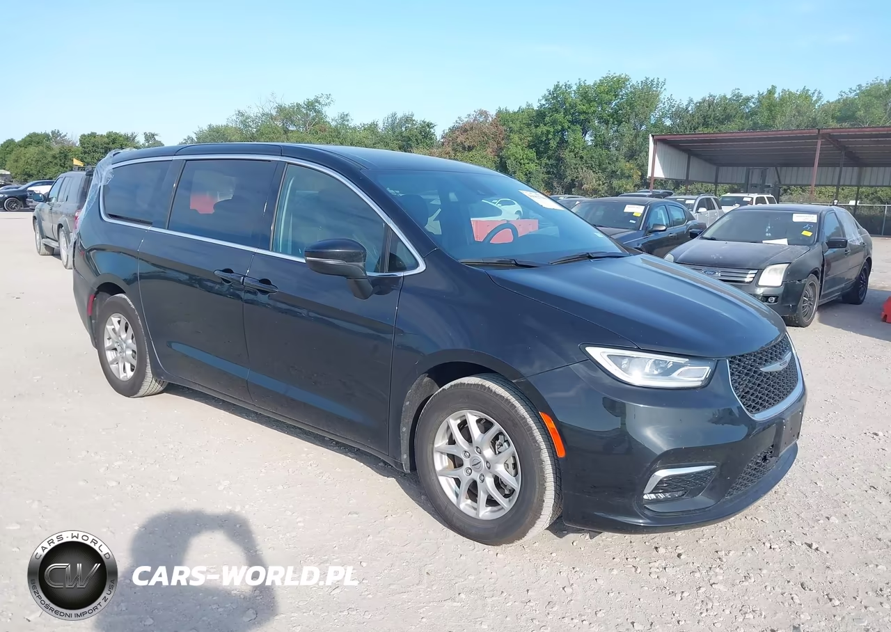 2023 Chrysler Pacifica Touring – zdjęcie 1 z 16