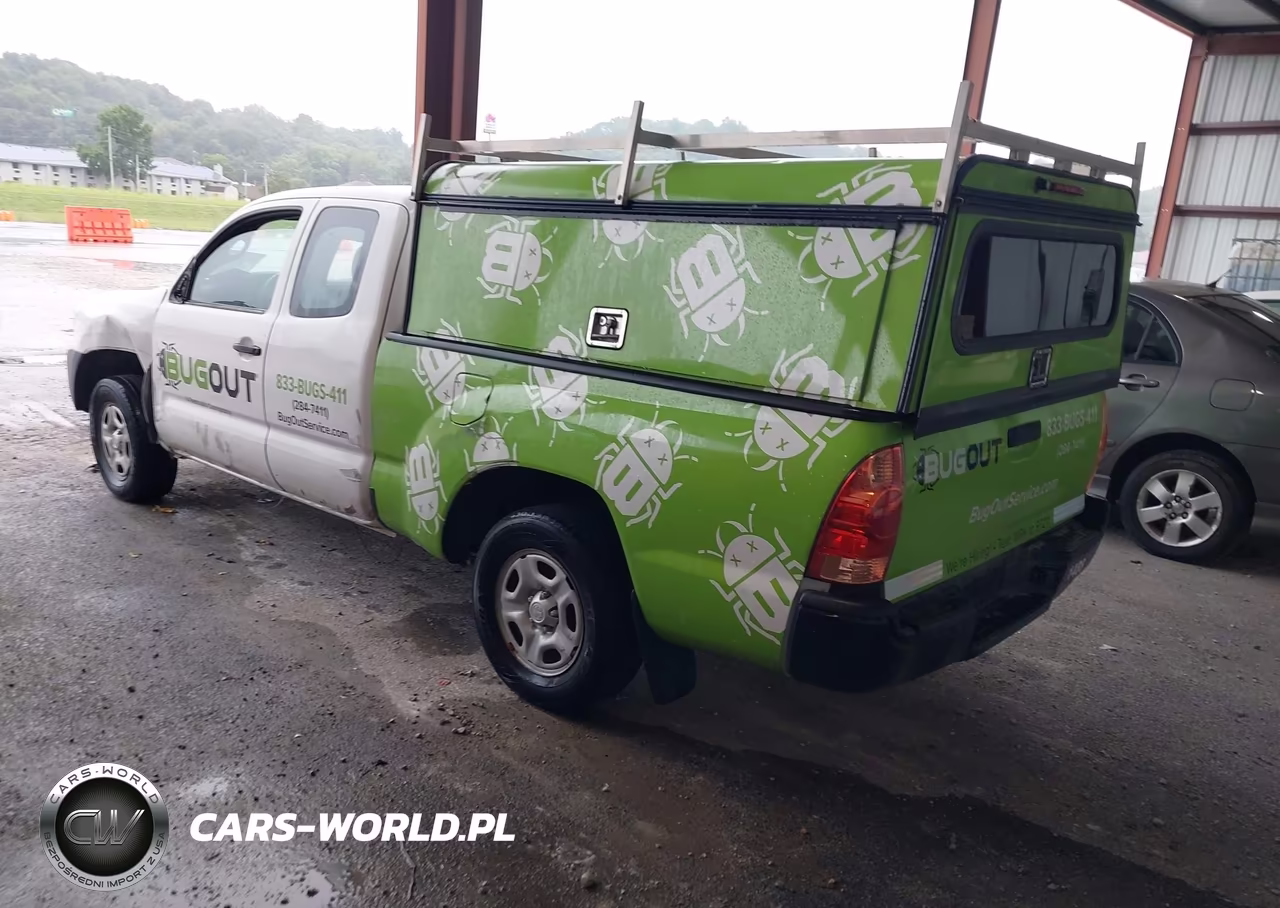 2015 Toyota Tacoma VIN:5TFTX4CN8FX061488 - 3