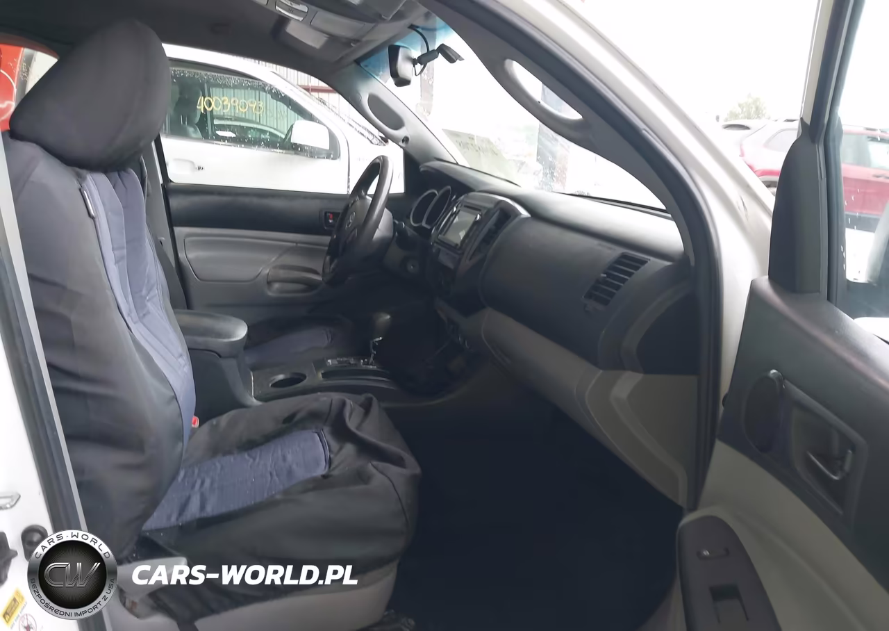 2015 Toyota Tacoma VIN:5TFTX4CN8FX061488 - 5