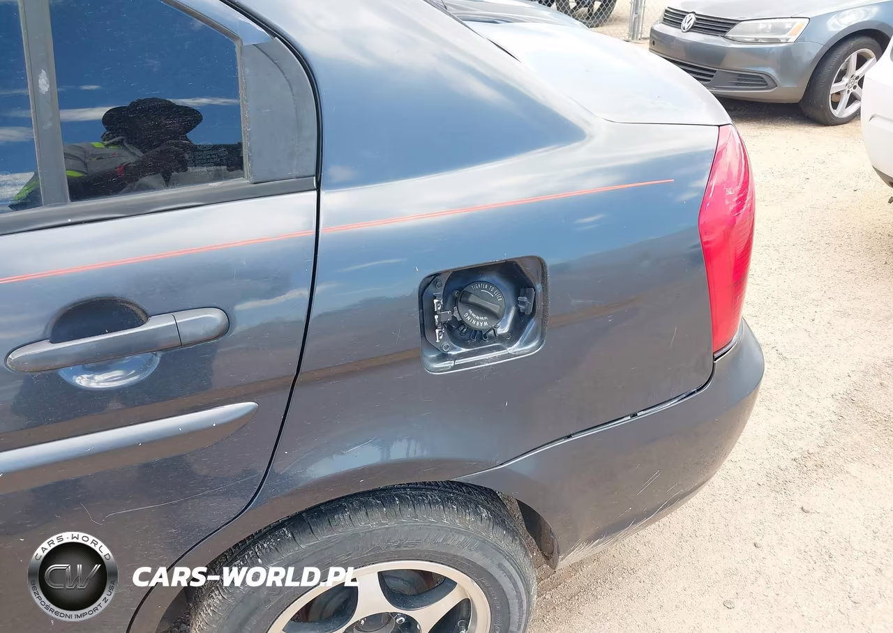 2009 Hyundai Accent Gls VIN:KMHCN46C39U370559 - 6
