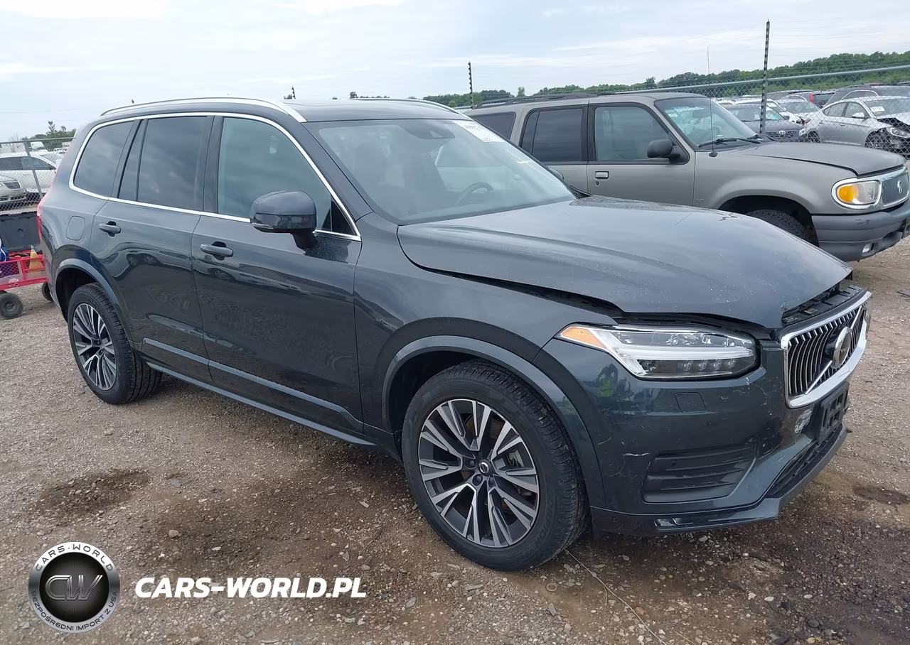 2022 Volvo Xc90 T6 Momentum 7 Passenger – zdjęcie 1 z 17