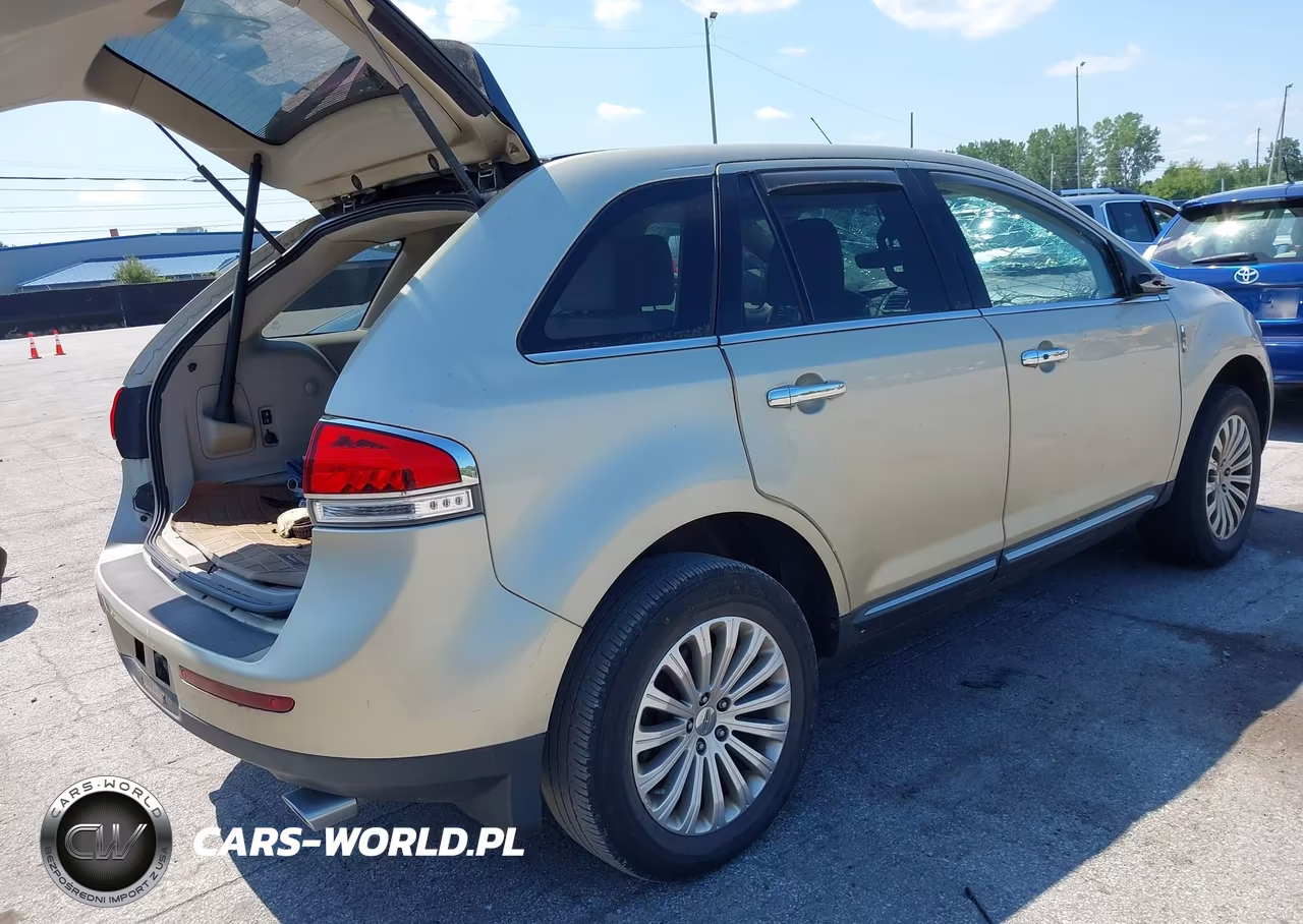 2011 Lincoln Mkx VIN:2LMDJ6JK4BBJ09984 - 4