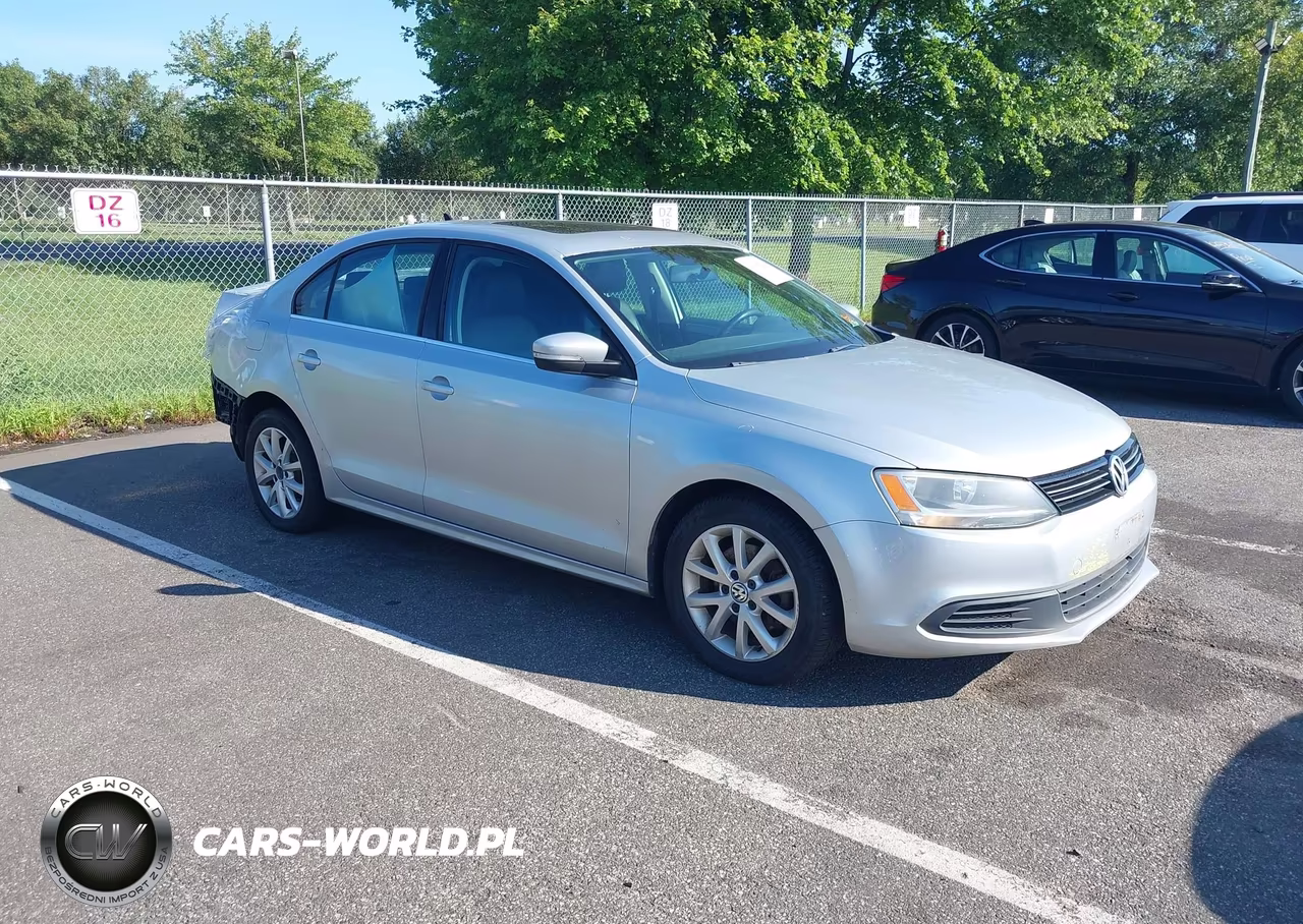 2013 Volkswagen Jetta 2.5L Se – zdjęcie 1 z 11