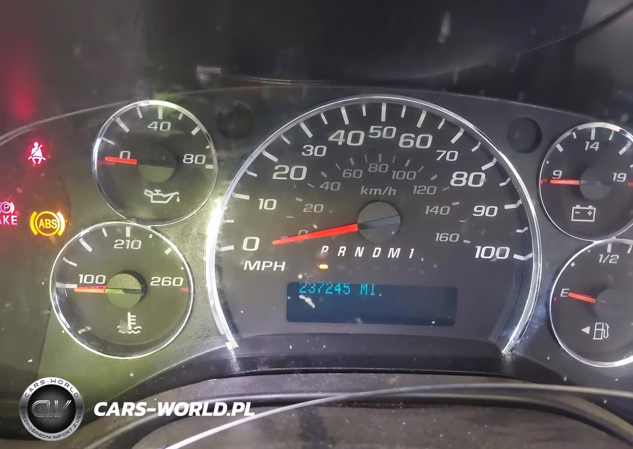 2015 Chevrolet Express 2500 Work Van VIN:1GCWGFCF6F1146446 - 7