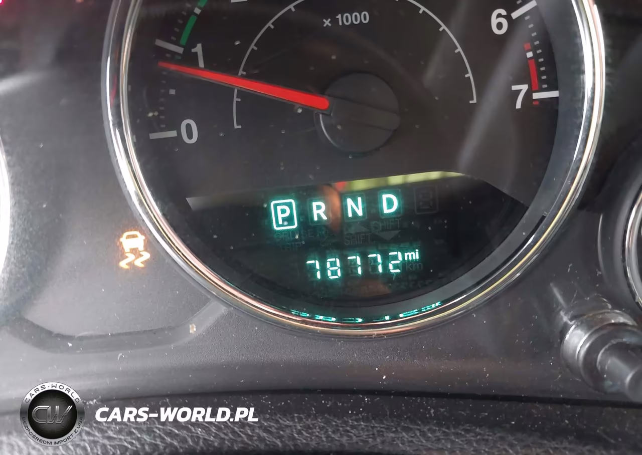 2015 Jeep Wrangler Unlimited Sport VIN:1C4BJWDG8FL520972 - 15