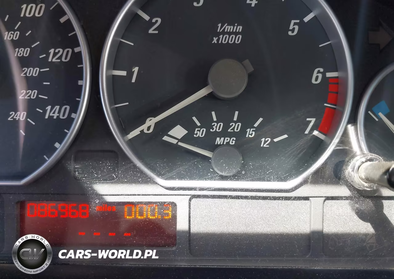 2002 BMW 330Ci VIN:WBABN53402JU27551 - 7