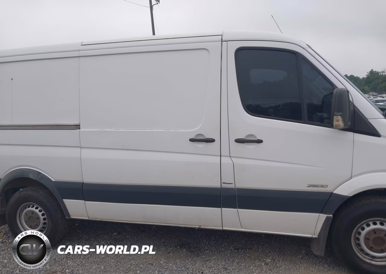 2014 Mercedes-Benz Sprinter 2500 Normal Roof VIN:WD3PE7CC1E5818517 - 13