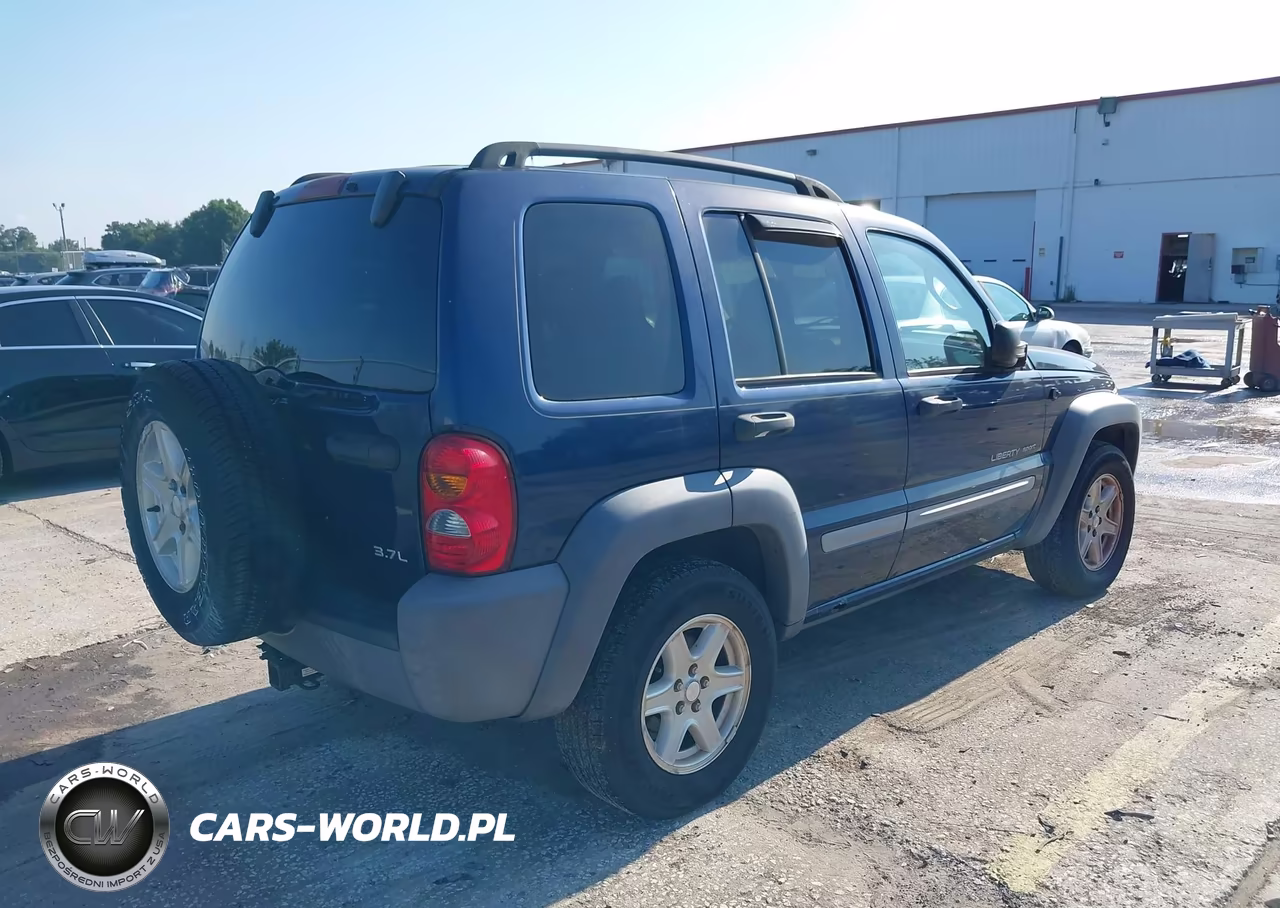 2003 Jeep Liberty Sport VIN:1J4GL48K83W590589 - 4