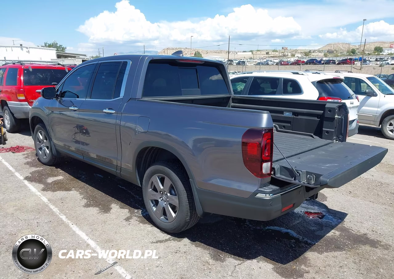 2020 Honda Ridgeline Rtl-E VIN:5FPYK3F74LB012829 - 3