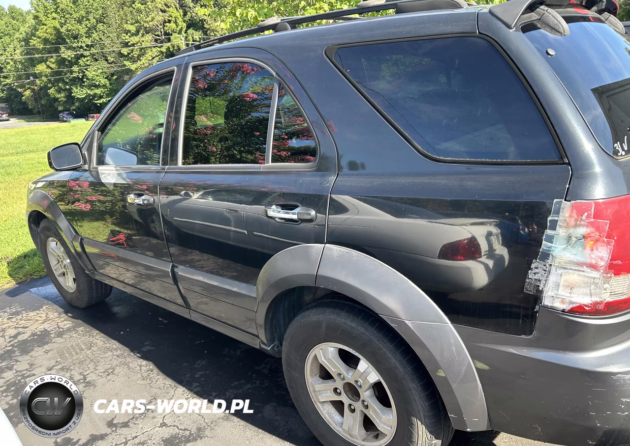 2003 Kia Sorento VIN:KNDJD733735061053 - 3