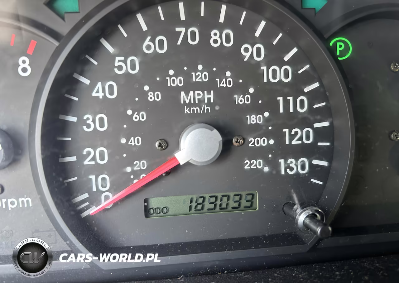 2003 Kia Sorento VIN:KNDJD733735061053 - 7