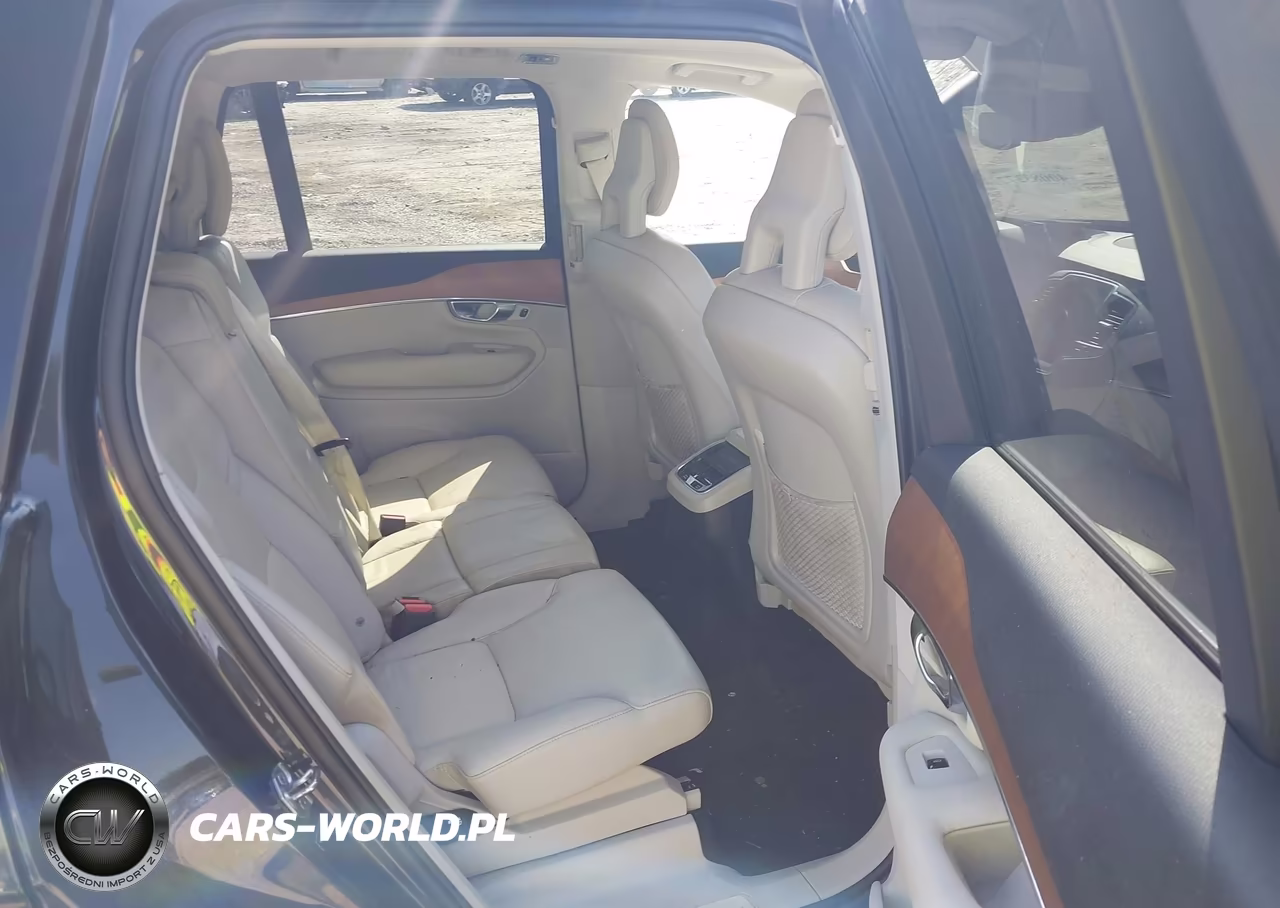 2021 Volvo Xc90 T6 Momentum 7 Passenger VIN:YV4A22PK1M1727940 - 8