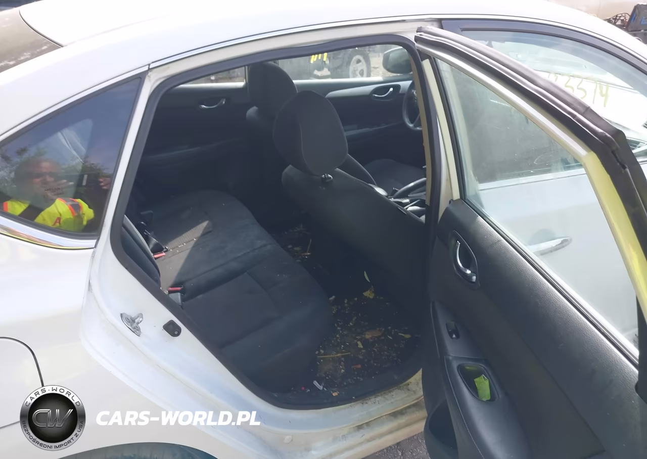 2018 Nissan Sentra S VIN:3N1AB7AP3JY259546 - 8