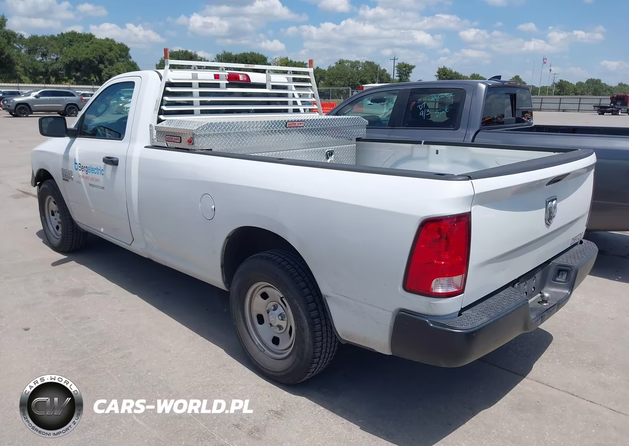 2022 Ram 1500 Classic Tradesman Regular Cab 4X2 8' Box VIN:3C6JR6DG8NG233753 - 3