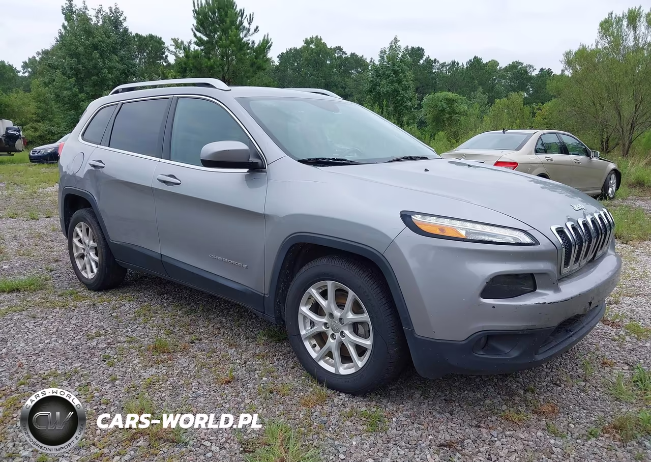 2016 Jeep Cherokee Latitude – zdjęcie 1 z 11