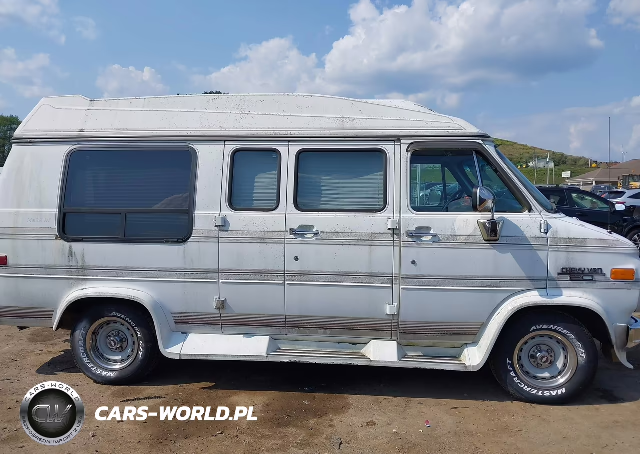 1992 Chevrolet G20 VIN:2GBEG25K9N4122457 - 13