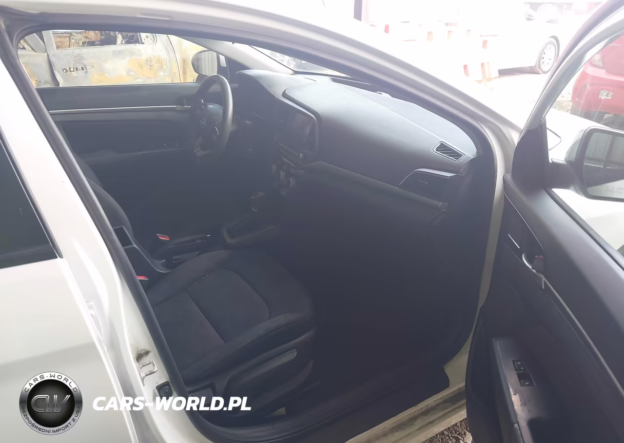 2019 Hyundai Elantra Sel VIN:5NPD84LF7KH403528 - 5