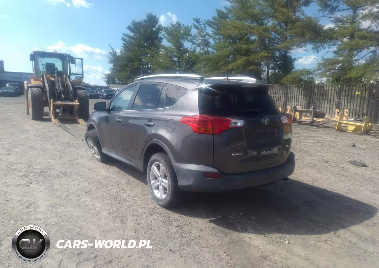 2013 Toyota Rav4 Xle VIN:2T3WFREV3DW053102 - 3