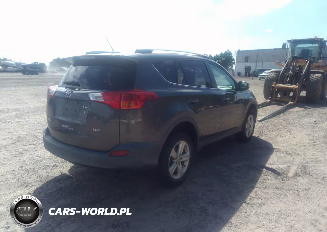 2013 Toyota Rav4 Xle VIN:2T3WFREV3DW053102 - 4