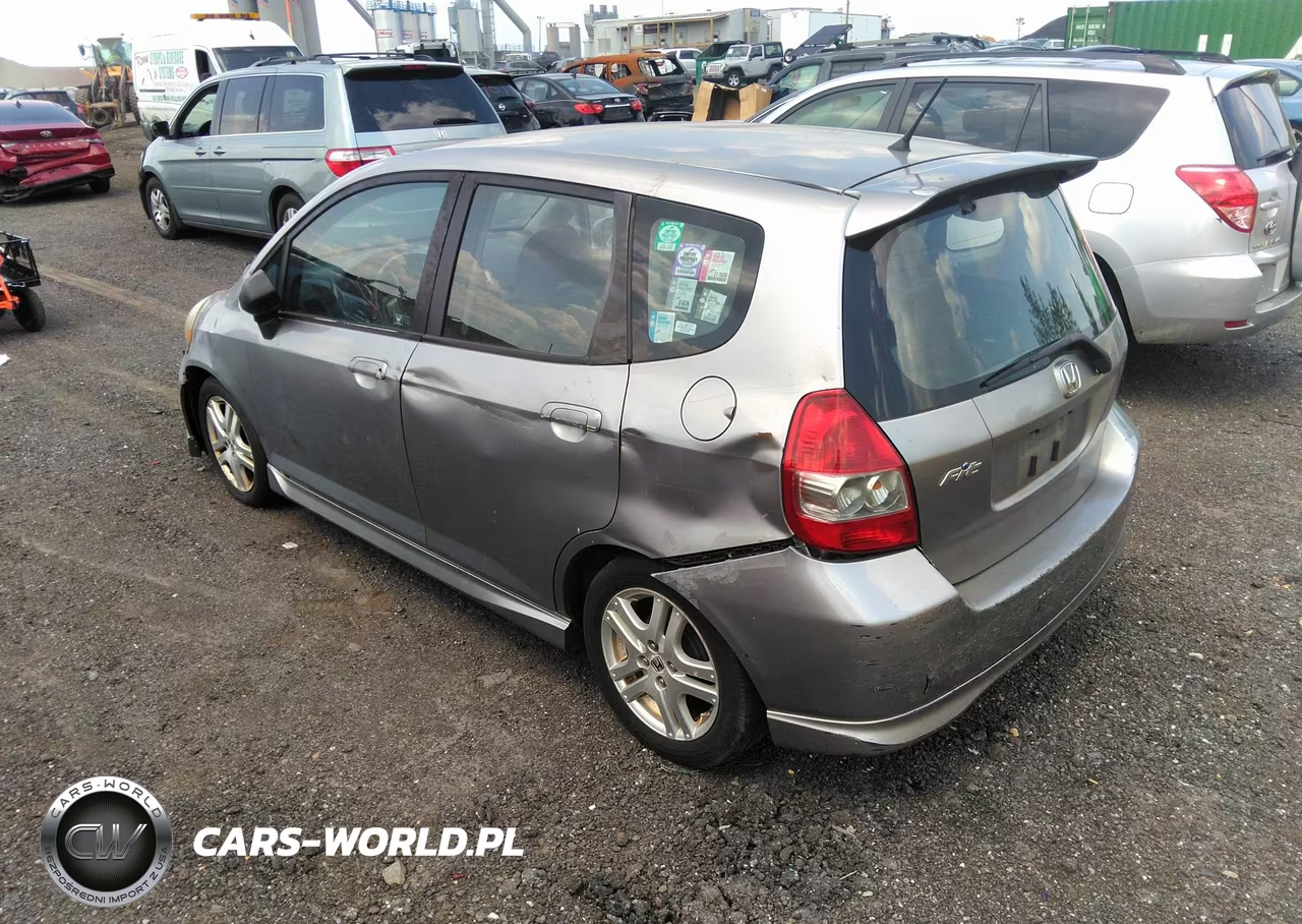 2008 Honda Fit Sport VIN:JHMGD38638S032033 - 3