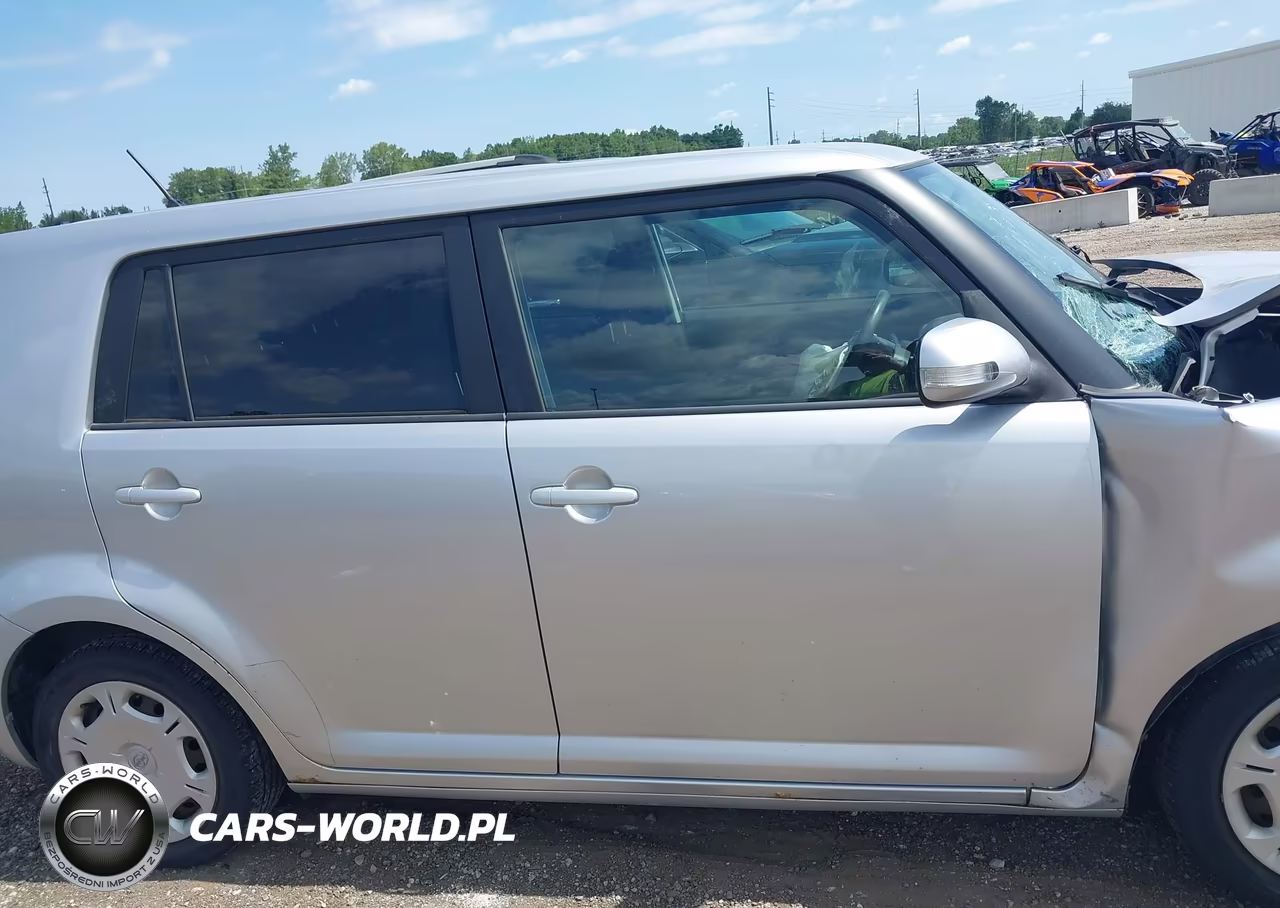 2008 Scion Xb VIN:JTLKE50E781006665 - 13