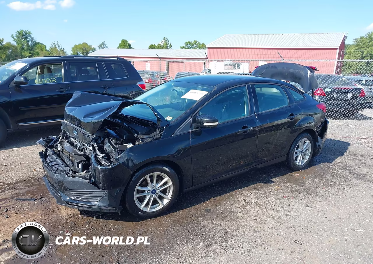 2017 Ford Focus Se VIN:1FADP3F2XHL323172 - 2