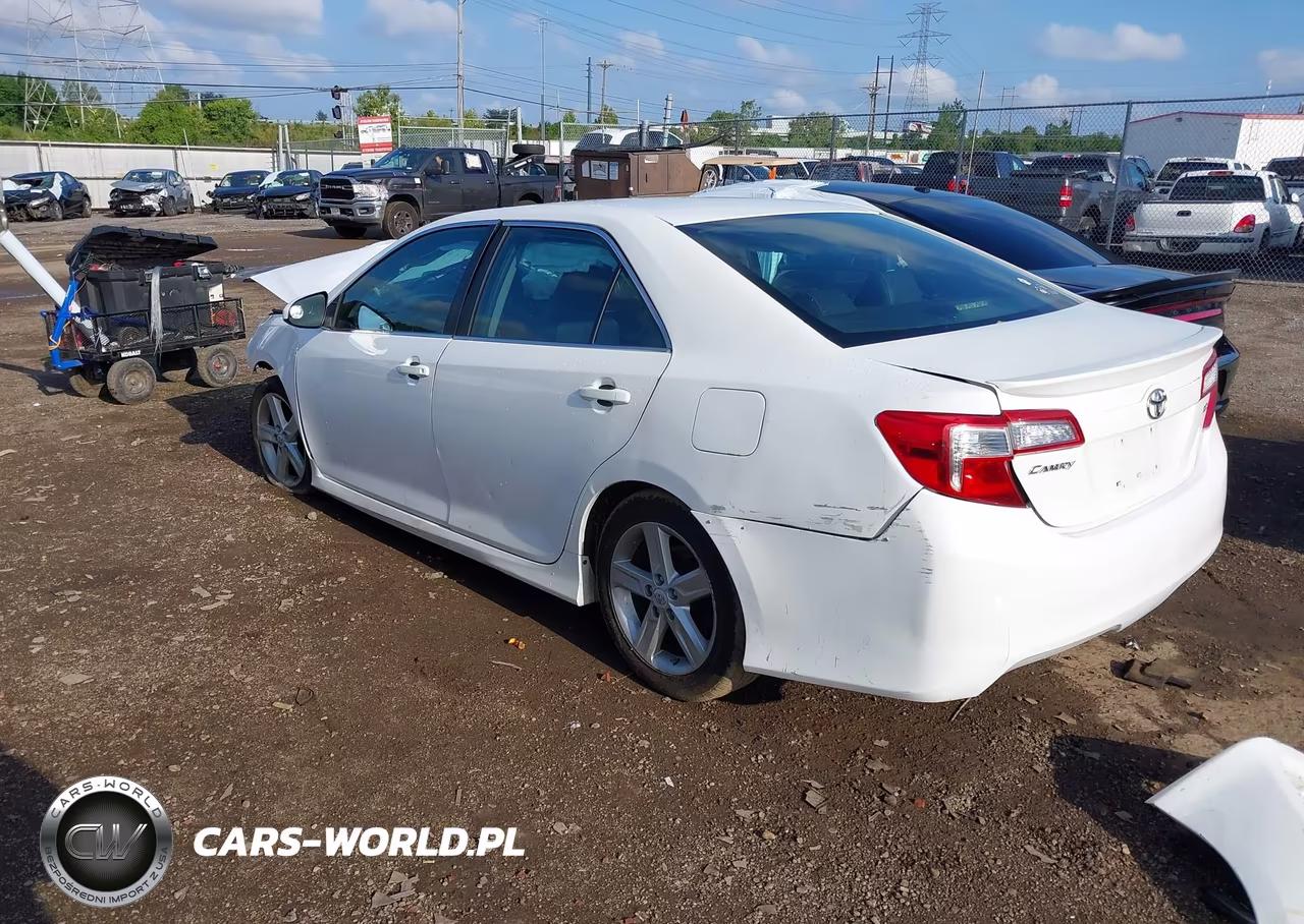 2012 Toyota Camry Se VIN:4T1BF1FK6CU133733 - 3