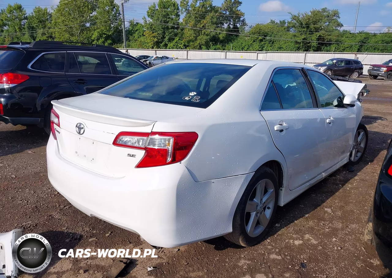2012 Toyota Camry Se VIN:4T1BF1FK6CU133733 - 4