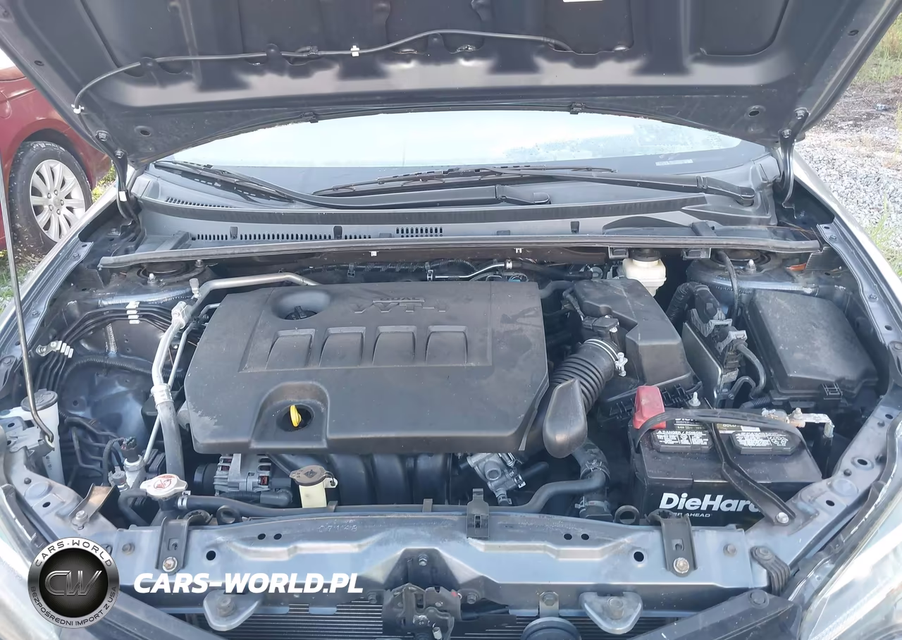 2018 Toyota Corolla Le VIN:5YFBURHEXJP832535 - 10